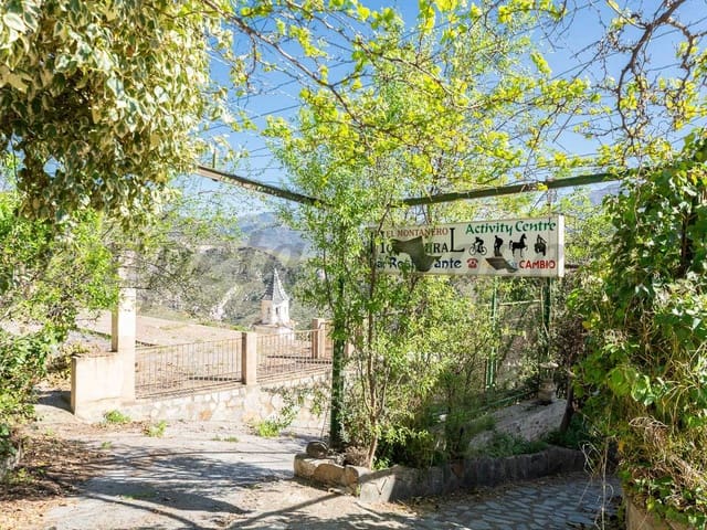 Image No.2-Propriété de 16 chambres à vendre à Costa Tropical