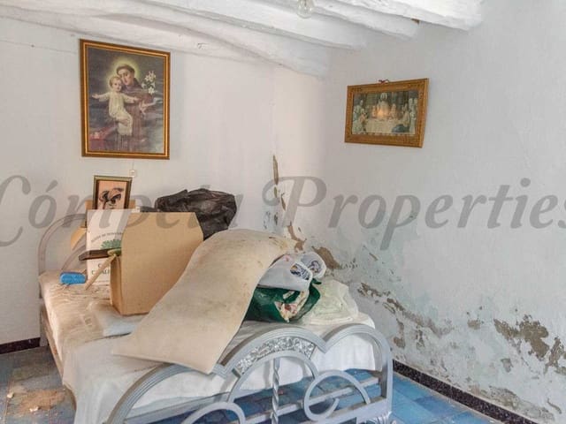 Image No.7-4 Bed Townhouse for sale