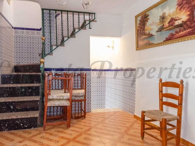 Image No.9-4 Bed Townhouse for sale