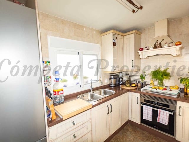 Image No.5-Maison de ville de 3 chambres à vendre à Nerja