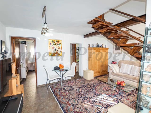 Image No.7-3 Bed Townhouse for sale