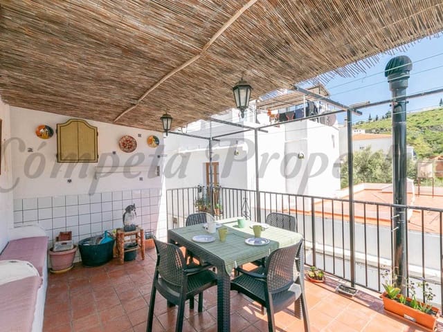 Image No.13-2 Bed Townhouse for sale