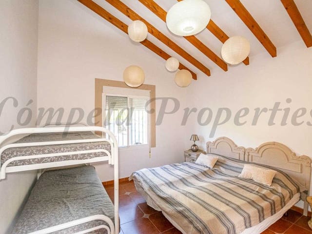 Image No.18-Villa de 4 chambres à vendre à Cómpeta