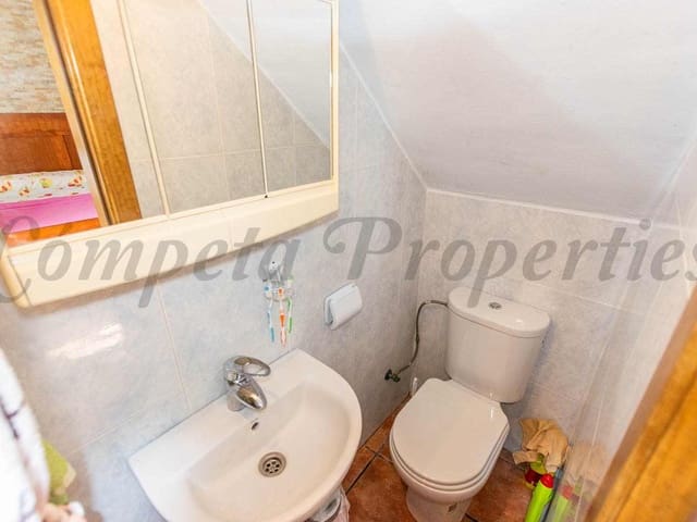 Image No.7-2 Bed Townhouse for sale