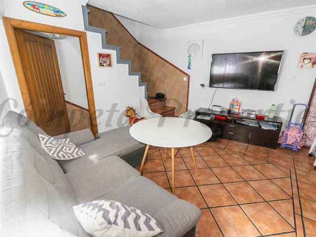 Image No.9-2 Bed Townhouse for sale