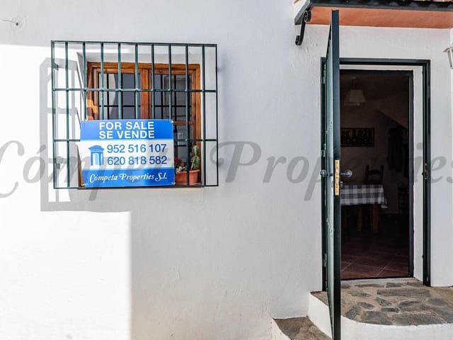 Image No.1-3 Bed Townhouse for sale