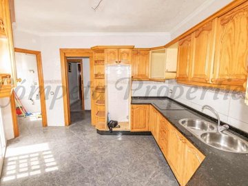 CÓMPETA PROPERTIES S.L most sold property