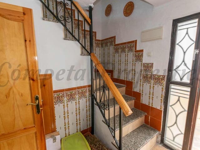 Image No.3-4 Bed Townhouse for sale