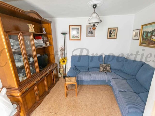 Image No.9-4 Bed Townhouse for sale