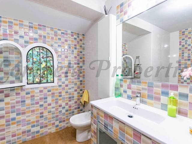 Image No.21-Villa de 4 chambres à vendre à Arenas