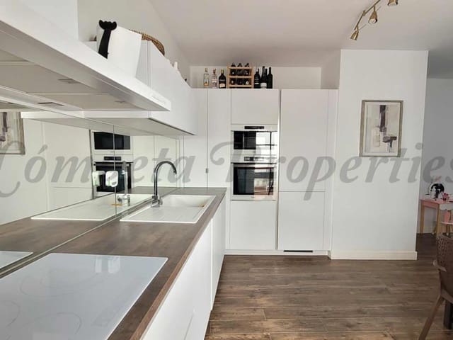 Image No.9-3 Bed Townhouse for sale