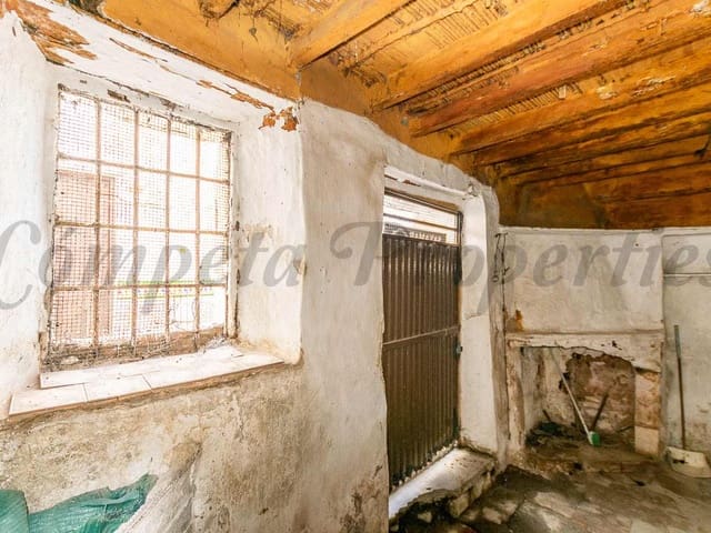 Image No.3-Maison de ville de 1 chambre à vendre à Sayalonga