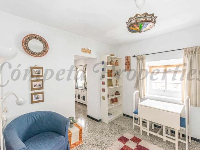 Image No.14-1 Bed Townhouse for sale