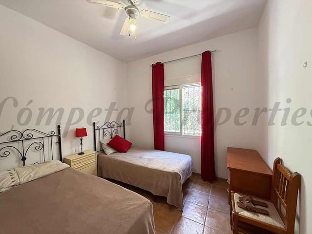 Image No.10-4 Bed Villa for sale