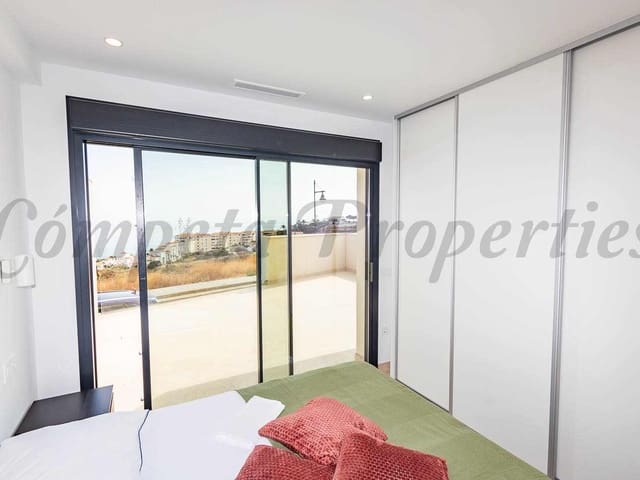 Image No.10-3 Bed Property for sale