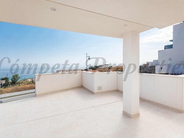 Image No.18-3 Bed Property for sale