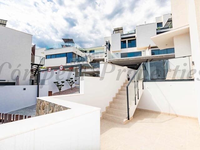 Image No.20-3 Bed Property for sale