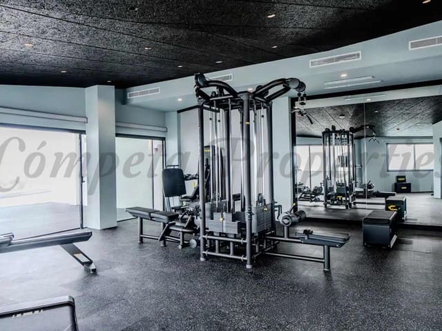 Image No.32-3 Bed Property for sale