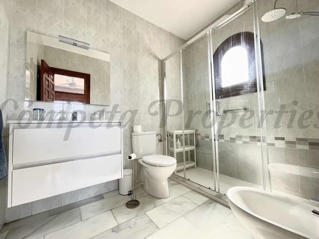 Image No.9-2 Bed Villa for sale