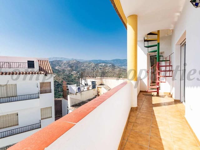 Image No.18-3 Bed Apartment for sale