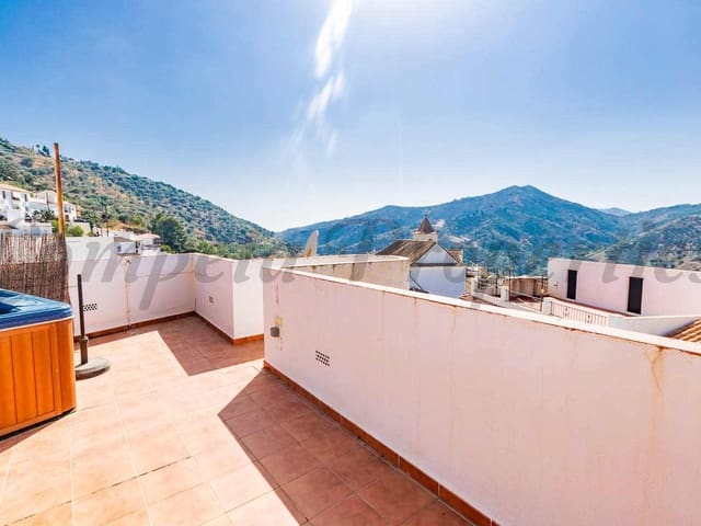 Image No.20-3 Bed Apartment for sale