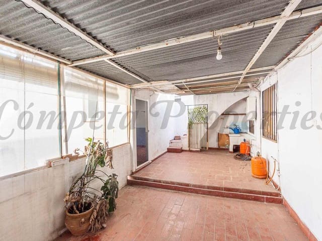 Image No.4-Maison de ville de 6 chambres à vendre à Nerja