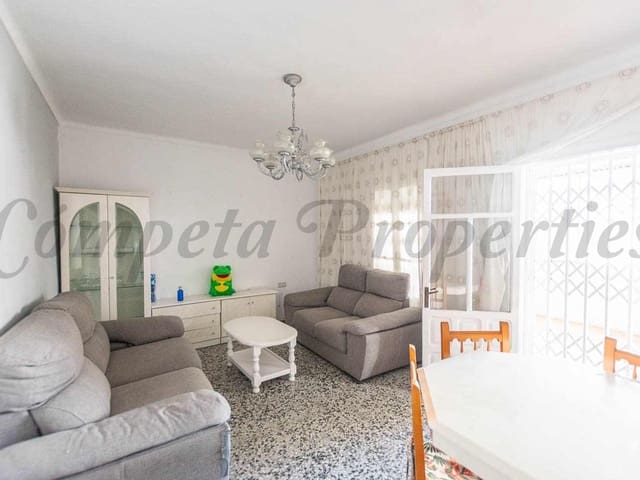 Image No.5-Maison de ville de 6 chambres à vendre à Nerja