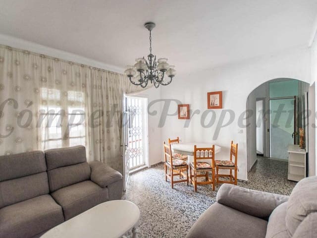 Image No.6-Maison de ville de 6 chambres à vendre à Nerja