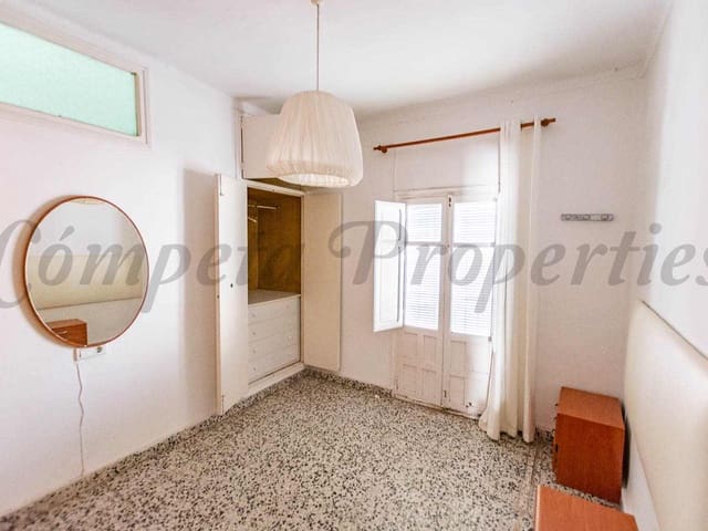 Image No.8-Maison de ville de 6 chambres à vendre à Nerja