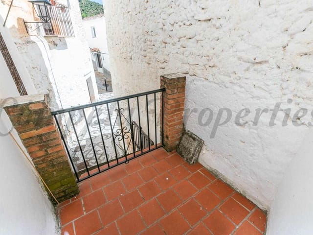 Image No.6-3 Bed Townhouse for sale