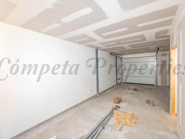 Image No.10-4 Bed Villa for sale