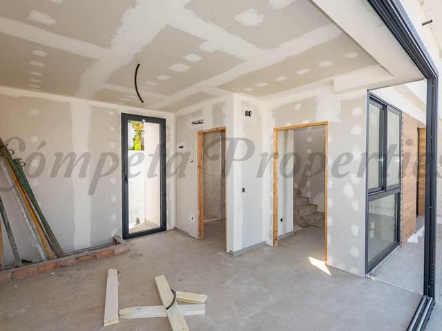 Image No.3-4 Bed Villa for sale