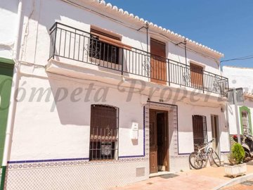 CÓMPETA PROPERTIES S.L most sold property