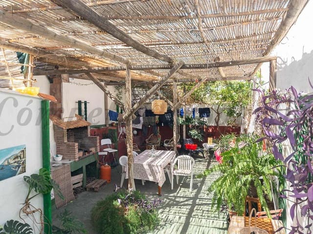 Image No.17-Maison de ville de 7 chambres à vendre à Maro