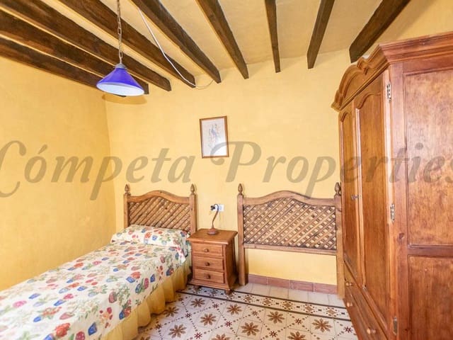 Image No.13-Maison de ville de 4 chambres à vendre à Corumbela