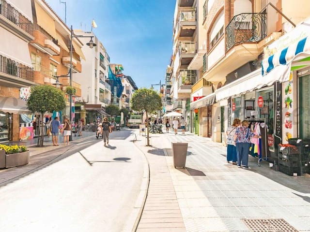 Image No.19-3 Bed Apartment for sale