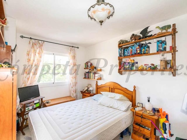 Image No.9-3 Bed Apartment for sale