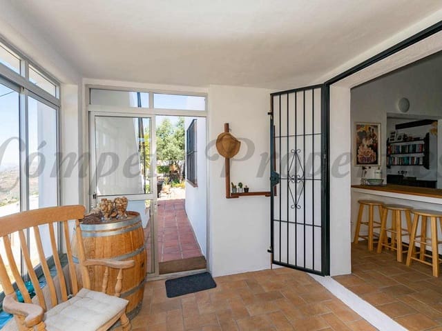 Image No.11-4 Bed Villa for sale