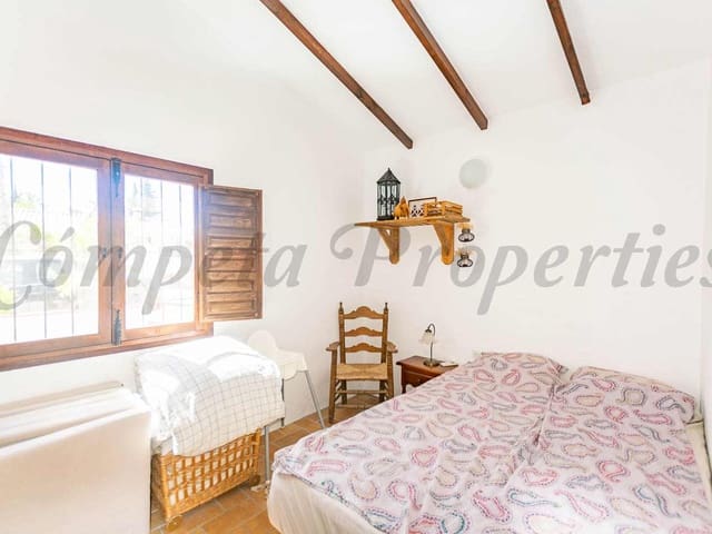 Image No.12-4 Bed Villa for sale