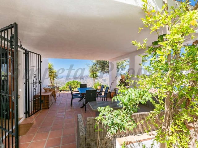 Image No.9-4 Bed Villa for sale