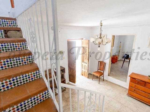 Image No.12-3 Bed Townhouse for sale