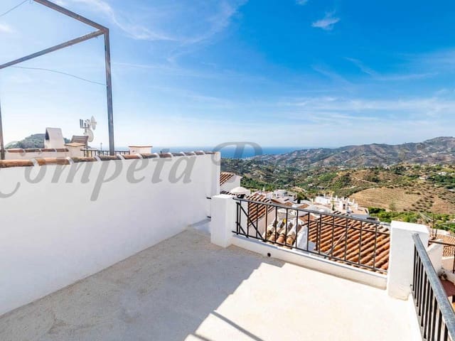 Image No.3-3 Bed Townhouse for sale