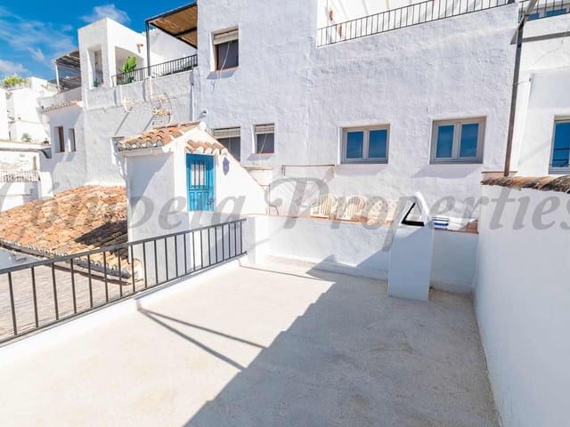 Image No.4-3 Bed Townhouse for sale