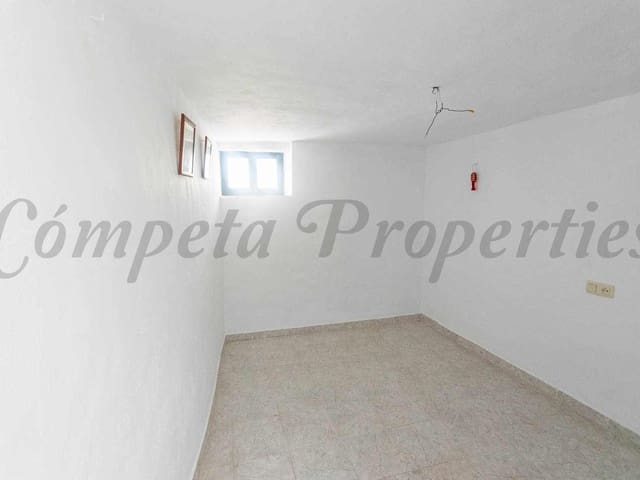 Image No.7-3 Bed Townhouse for sale