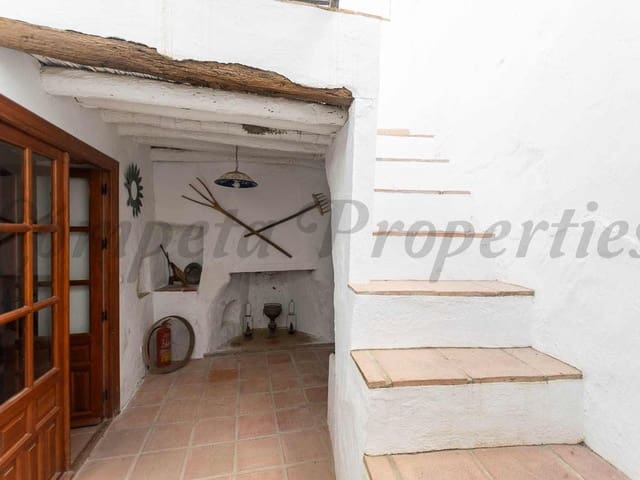 Image No.2-4 Bed Townhouse for sale