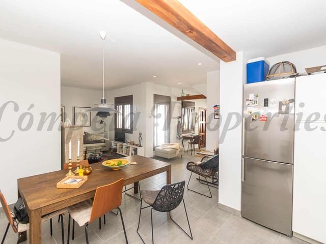 Image No.11-2 Bed Townhouse for sale