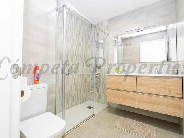 Image No.18-2 Bed Apartment for sale