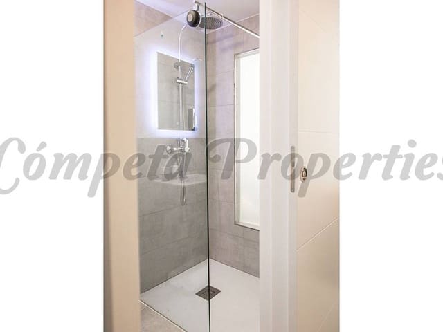 Image No.8-Propriété de 5 chambres à vendre à Cómpeta