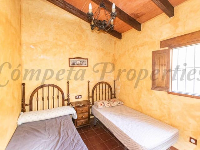 Image No.13-2 Bed Villa for sale