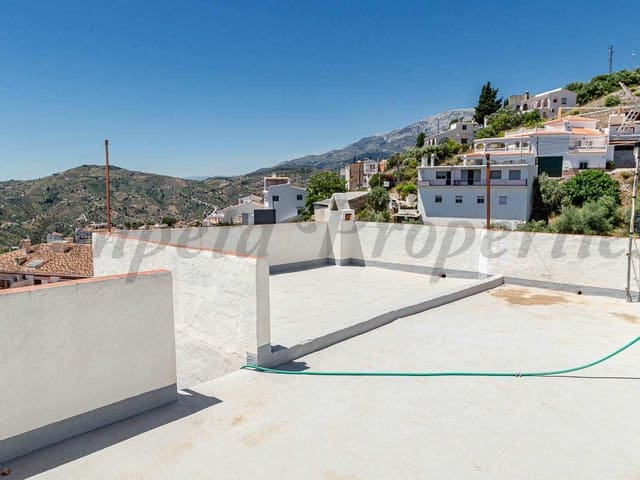 Image No.17-4 Bed Townhouse for sale